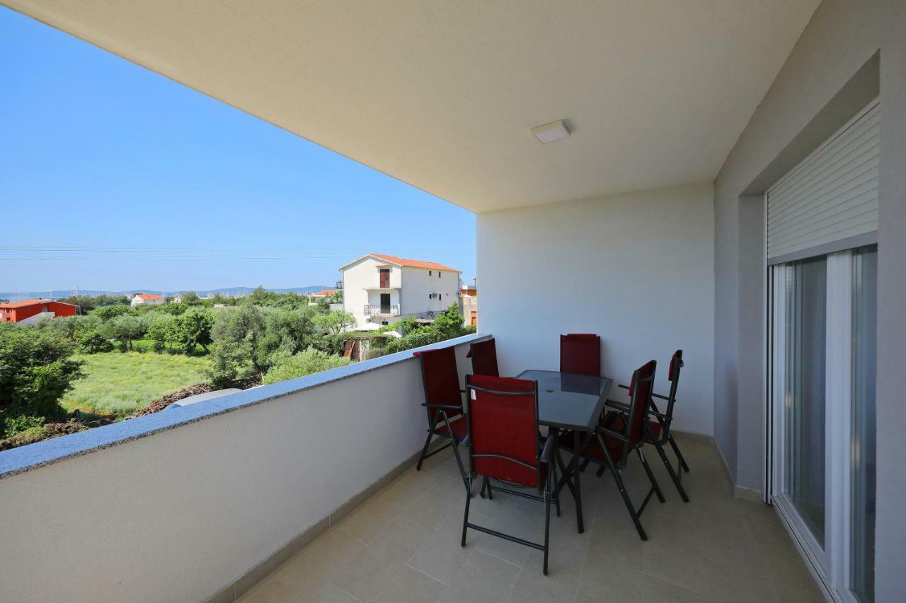 Apartmani Vlado Mitar Sukošan المظهر الخارجي الصورة